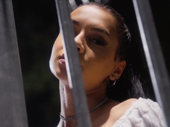 Vixenplus Bbfs Vanessa And Sophie Share A Cock