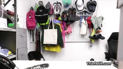 Deep Drilling Of Big Titted Cougar On Office Desk