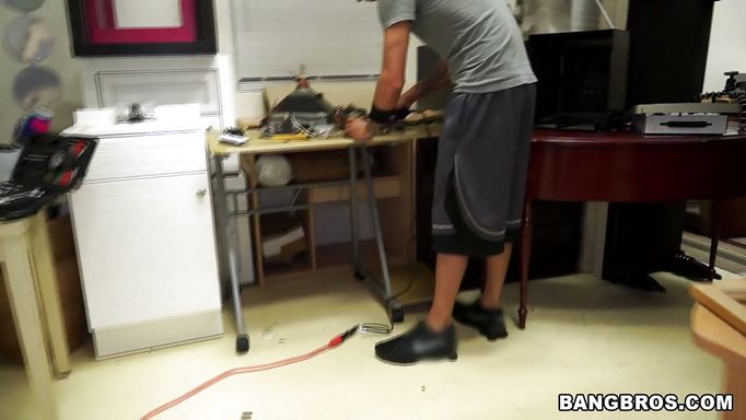 A Break For A Blowjob