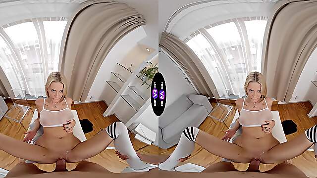 Blond Bombshell Naomi Takes You On A Wild VR Ride Of Raw Passion