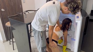 Mi Little Stepsister Gets Stuck In The Fridge And I Take The Opportunity To Give Her A Fuck While I Help Her.”                                 Class=” Fade FadeUp VideoPreviewBg LinkVideoThumb Js LinkVideoThumb Img