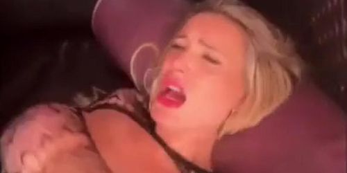 Gangbang Andressa Urach