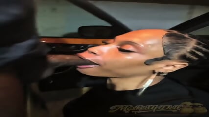 Damn That Mouf Looks Good