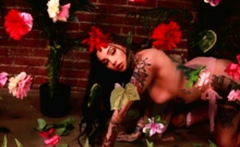 Confident Naked Hottie Shows Her Tattoos