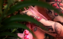 Confident Naked Hottie Shows Her Tattoos